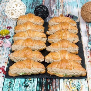 Мини-круассаны с пате из индейки