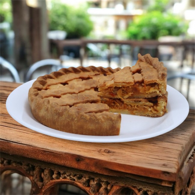 Ароматный слоеный пирог с мясом и капустой